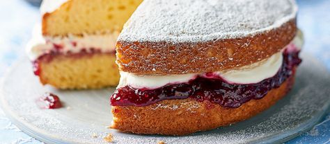 Victoria Sandwich Cake - The Great British Bake Off | The Great British Bake Off Sandwich Cake Recipe, Great British Bake Off Recipes, Gbbo Recipes, Victoria Sandwich Cake, Victoria Sandwich, British Baking Show Recipes, British Bake Off Recipes, Bake Off Recipes, Inside Cake