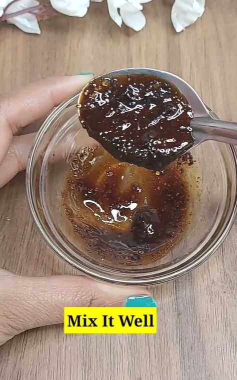 Coffee Scrub For Face, Lemon Scrub, Coffee Scrub Diy, Oily Face, Skin Scrub, Clear Glowing Skin, Uses For Coffee Grounds, Diy Body Scrub, Coffee Scrub