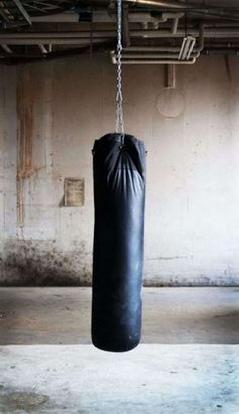 Punching Wall Aesthetic, Eric Coulter Aesthetic, Matt Murdock Aesthetic, Moodboard Pictures, David Laid, Look Kylie Jenner, Boxe Thai, Boxing Bag, Basketball Nike