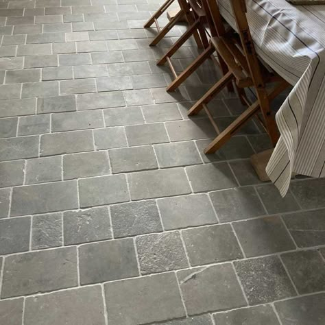 Antique Stone Flooring, Stone Floor Bathroom, Party Planning 101, Limestone Floor Tiles, Limestone Pavers, Entry Tile, Antique Flooring, Laundry Room Flooring, Limestone Flooring