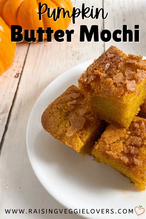 Pumpkin Butter Mochi Mochi Video, Butter Mochi Recipe, Pumpkin Mochi, Hawaiian Dessert Recipes, Mochi Recipes, Hawaiian Desserts, Butter Mochi, Gluten Free Dessert, Mochi Recipe