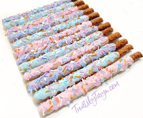 Donut Pretzels. Two Sweet Pretzels. Donut Treats. Donut - Etsy Candyland Party Treats, Two Sweet Party 2nd Birthday Candyland, Sweet Tooth Party Theme, 2 Sweet Birthday Party Dessert Tables, Donut Theme Desserts, Two Sweet Party 2nd Birthday Dessert Table, Sweet One First Birthday Theme Food, Donut Party Dessert Table, Two Sweet Treat Table