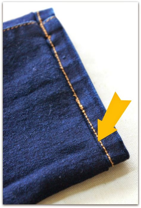 How to Hem Jeans and Keep the Original Hem--EASY tutorial Resize Pants, Heming Jeans, Jean Alterations, Shorten Jeans, Hemming Jeans, Sewing Hems, Sewing Jeans, Original Hem, Fun Friday