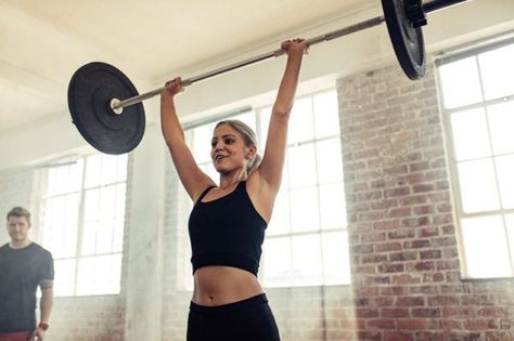 Why women should lift slow and heavy Weight Lifting Benefits, Strength Program, Heavy Weights, Resistance Training, Do Exercise, Lift Heavy, Strength Workout, Workout Guide, Boost Your Metabolism