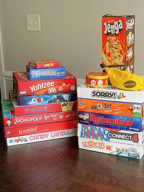 Board Games For Family, Friend Game Night, Best Board Games, Bored Games, Game Night Parties, Board Game Night, Games For Family, Family Board, Family Board Games