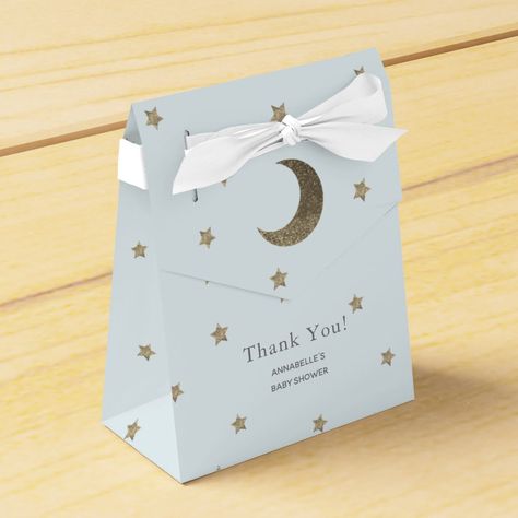 This cute baby shower gift box features a baby blue / light blue background with faux gold glitter stars and the crescent moon. Perfect for " over the moon " , " twinkle twinkle little star " or space themed celebrations. Change the background color and personalize it for your needs. You can find matching products at my store. Lilac Baby Shower, Moon Stars Baby Shower, Star Baby Shower Theme, Stars Light, Baby Shower Gift Box, Grey Baby Shower, Boy Baby Shower Ideas, Baby Boy Shower Favors, Moon Baby Shower