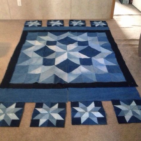 Denim Quilt Ideas, Jean Quilt Ideas, Denim Quilt Patterns, Blue Quilt Patterns, Diy Bags Jeans, Denim Blanket, Denim Quilts, Blue Jean Quilts, Panel Quilt Patterns