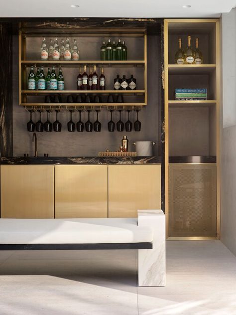 Bellevue Hill — POCO DESIGNS Bar Wall Design, Bar Counter Design, Glam House, Luxury Closets Design, Counter Design, The Local Project, Sydney Harbour, Kitchen Dinning, Bar Area