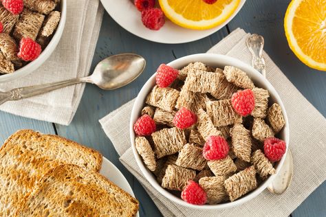 No Carb Breakfast, Shredded Wheat Cereal, High Fiber Cereal, Best Cereal, Wheat Cereal, Gross Food, Healthy Carbs, High Fiber Foods, Nutrient Dense Food