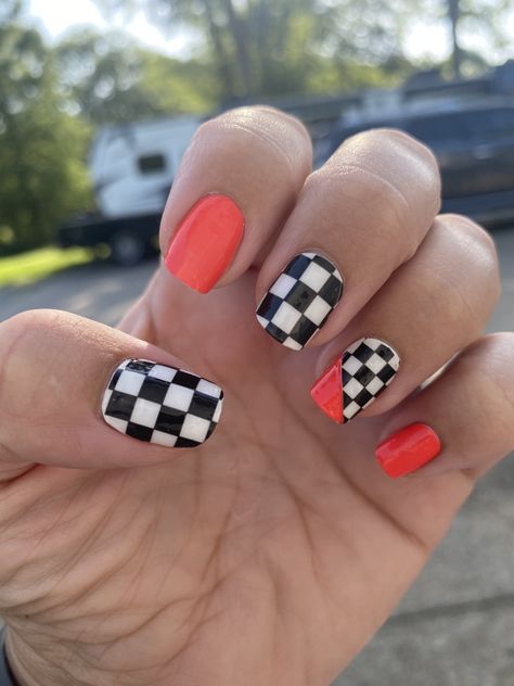 Nails For Race Day, Nails Race Design, Nails 2023 Trends Checkered, Check Yourself Color Street Combo, Dirtbike Nail Designs, Check Yourself Color Street, Red And Black Checkered Nails, Race Theme Nails, Race Day Nails Checkered Flag