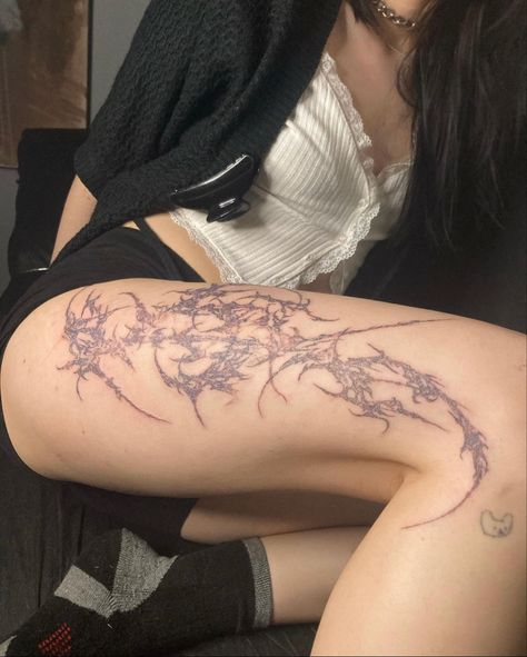 Thigh Cybersigilism, Aesthetic Women Tattoo, One Leg Sleeve Tattoo, Cygilism Tattoos, Legs Tattoo Women, Sigilism Arm Tattoo, Thigh Tattoos Women Cybersigil, Cybersigilism Knee Tattoo, Cybersigilism Tattoo Thigh