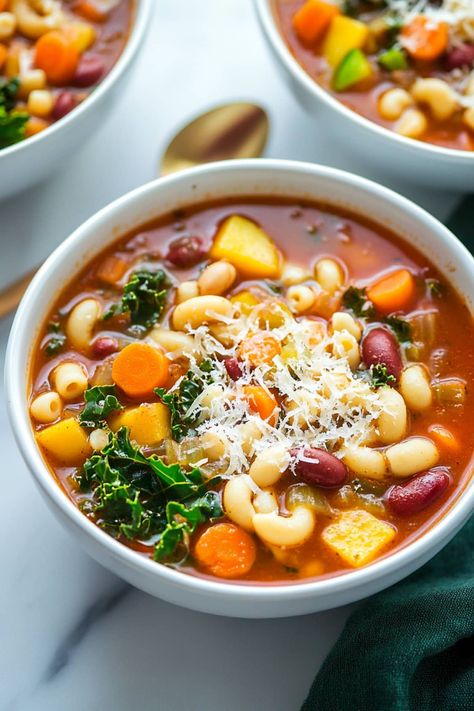 Minestone Soup, Three Bean Soup, Crockpot Minestrone Soup, Crockpot Minestrone, Veg Meals, Minestrone Soup Recipe, Delicious Veggies, Tomato Broth, Chefs Kiss