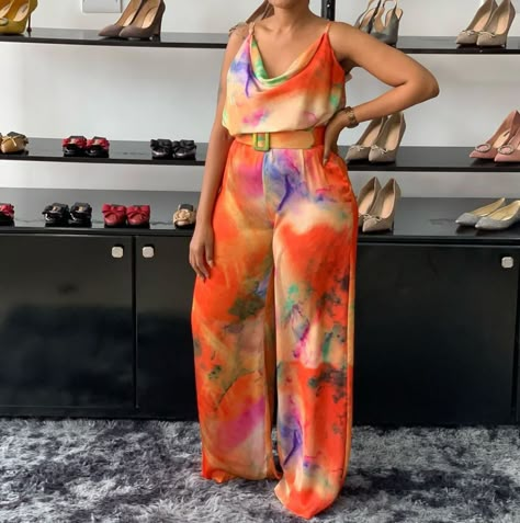 Curvy Casual Outfits, Classy Short Dresses, Fancy Short Dresses, Chiffon Jumpsuit, 2piece Outfits, Chic Dress Classy, African Wear Dresses, Dressy Casual Outfits, African Print Dress Designs