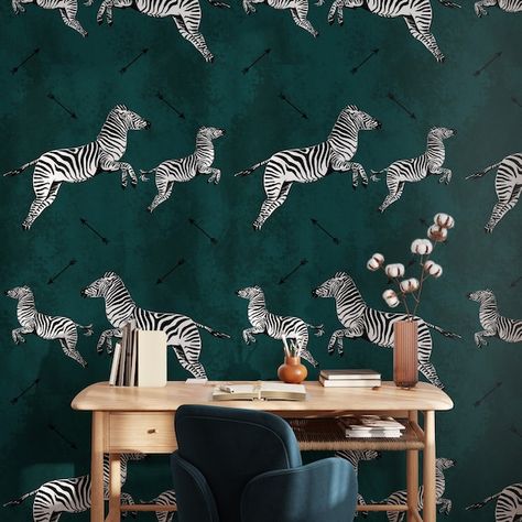 Zebra Wallpaper Aesthetic, Arrow Wallpaper, Savanna Animals, Zebra Wallpaper, Zebra Wall, Green Zebra, Elegant Wallpaper, Cool Wallpapers Art, Paper Wallpaper