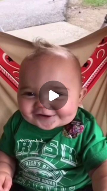 Just Checking In On You Images Funny, Babies Laughing Video, Laughing Babies Video, Cute Angry Face, Laughing Reaction Pic, Laughing Illustration, Funny Good Morning Greetings, Baby Laughing Video, Funny Kids Videos