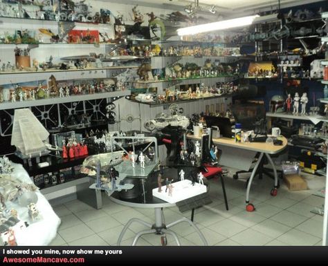 Geek cave Nerd Room Ideas, Geek Cave, Geek Room, Nerd Cave, Nerd Room, Office Games, Man Cave, Game Room, Geek Stuff