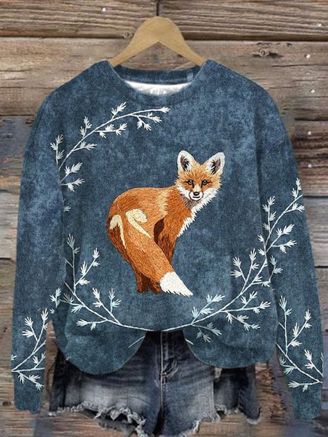 Fox Clothing, Lit Outfits, Winter Chic, Fox Print, Letter T, Long Sleeve Sweatshirt, Style Mistakes, Halloween Women, Picture Size