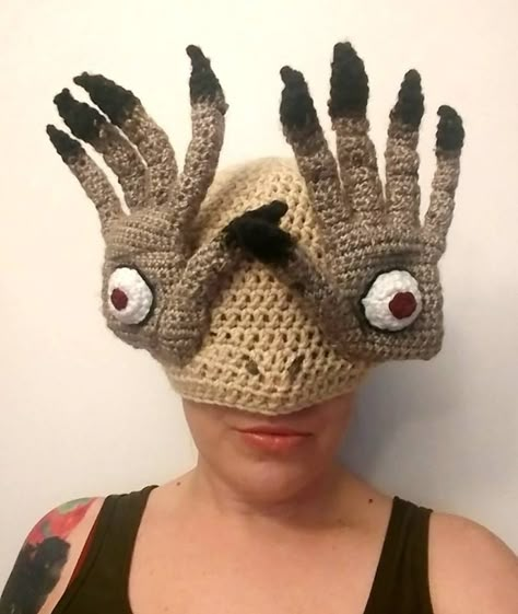 Crochet Monster Hat, Monster Hat, Crochet Costumes, Crochet Monsters, Crochet Cap, Crochet Goodies, Halloween Crochet, Crochet Baby Hats, Crochet Fashion