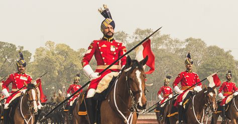 “Stoned” Soldier Started Mutiny in India to End British Rule British In India, Indian Cavalry, Salute Indian Army, British India, Indian Military Wallpaper, Bengal Lancer, British Rule In India History, British Army 18th Century, Force India