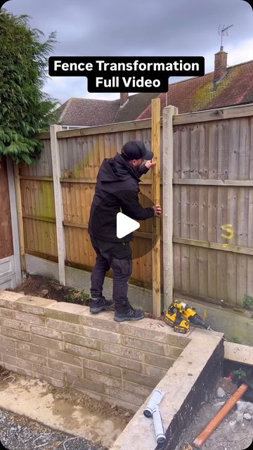 The Home Improvements Channel UK | Fence Transformation In A Garden 

#garden #landscaping #landscape #transformation #howto #how #homeimprovement #diy #doityourself #reel... | Instagram High Fencing Ideas, Cover Fence Ideas, Fence Toppers For Privacy Diy, Cover Ugly Fence, Hide Ugly Fence, Ugly Fence Cover Up, Divide Yard From Neighbor, Outside Wall Ideas, Fence Uk