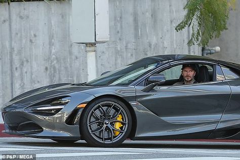 David Beckham Cars, Beckham House, Mclaren Sports Car, David Beckham, Daily Mail, Spinning, Bmw Car, Sports Car, Angeles