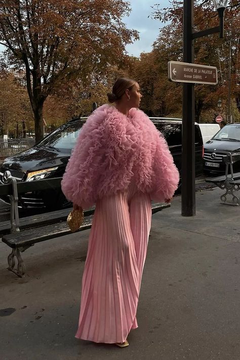 Vivian Hoorn | SheerLuxe Tulle Coat, Posting On Instagram, Style Rut, Chic Business Casual, Party Jackets, Dramatic Style, Style Rules, Business Casual Outfits For Women, Pink Fur