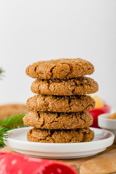 Ginger Molasses Cookies Christmas, Ina Garten Ginger Cookies, Maple Ginger Cookies, Giant Ginger Cookies, Molasses Ginger Cookies Chewy, Ginger Cookies With Candied Ginger, Ina Garten Cookies Recipes, Ina Garten Fall Recipes, Irish Ginger Cookies