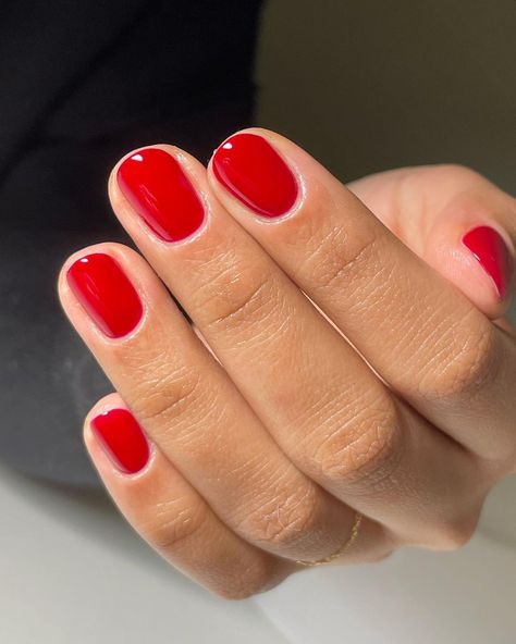 Soft Red Nails Gel, Soft Red Nails, Cool Red Nails, Light Red Nails, Pink Red Nails, Light Red Color, Hand Nails, Fun Nail Colors, Toe Nail Color