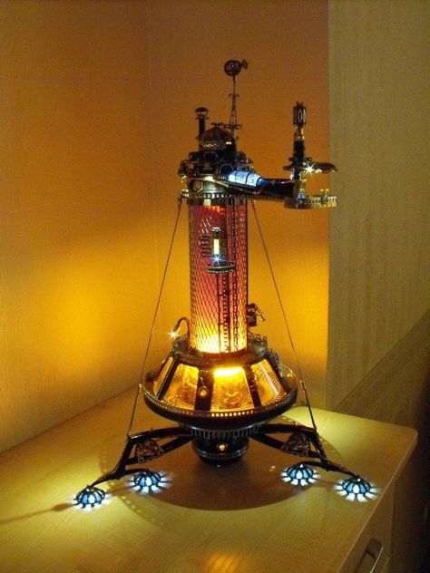 Mongolfiére Lamp Décor Steampunk, Steampunk Interior, Steampunk Lamps, Lampe Steampunk, Steampunk Furniture, Steampunk Gadgets, Steampunk Items, Steampunk House, Steampunk Lighting