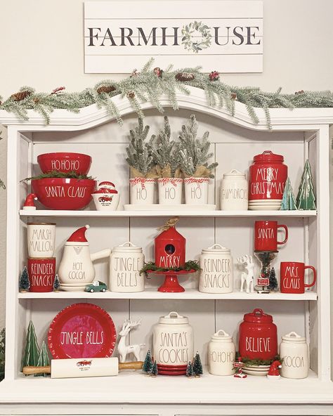 Rae Dunn Christmas Decor Christmas Rae Dunn Display, Rae Dunn Christmas Coffee Bar, Rae Dunn Christmas Display, Rae Dunn Christmas, Retro Christmas Decorations, Farmhouse Holiday, Christmas Gift Decorations, Christmas Wonderland, Farmhouse Christmas Decor