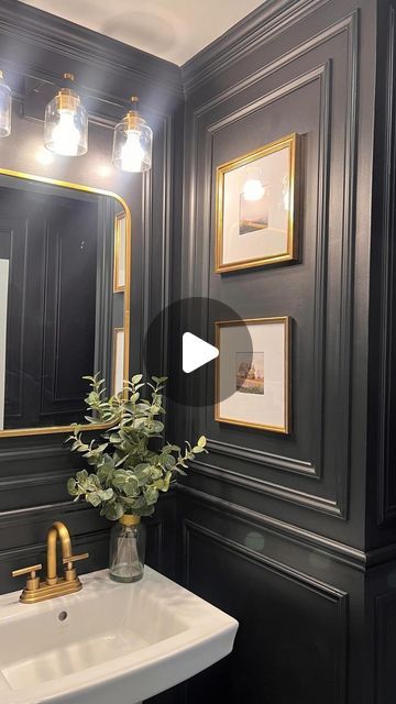 Alexandra Levy Interiors on Instagram: "Here are the 3 steps to I took to create a luxury powder room for under $500!   1. Paint wall color of your choice. 2. Purchase three kinds of molding based on square footage. You will need picture, chair rail, and crown molding to complete the look. Cut molding on 45 degree angels and make them into boxes to attach to wall.  3. Paint molding and WA-LA!   Easy, affordable, and LUXURIOUS! ✨🖤  Comment LINK and out my LTK in bio for all product info 😁 . . . Powder room  Neutral home Luxe home Modern organic  . . . #homedesign #homedesignideas #homeinterior #homeinspiration #homeinspo #interiors4all #interiors4you #interiors123 #interiorlovers #designlovers #homeprojects #interiordecor #interiordesigner #interior #interiordesignlovers #interiør #interi Powder Room Neutral, Bathroom Crown Molding, Luxury Powder Room Design, Powder Room Wall Decor, Black Powder Room, Luxury Powder Room, Black Bathroom Light, Black Faucet Bathroom, Luxury Powder