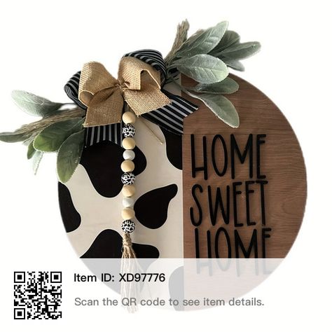 Cow Print Door, Front Door Hanger, Door Hangers Diy, Gift Wreath, Wooden Signs Diy, Door Signs Diy, Wood Wreath, Wooden Door Signs, Wooden Wreaths