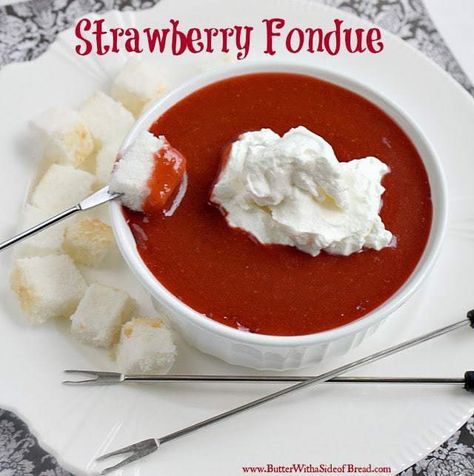 Halloween Fondue, Strawberry Fondue, Bread Strawberry, Fondue Dippers, Melting Pot Recipes, Easy Fondue, Dessert Fondue, Fondue Dinner, Fondue Night