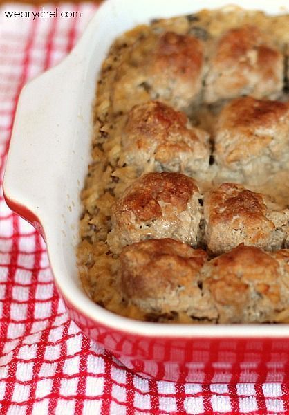 Meatballs With Rice, Oven Baked Meatballs, Rice And Gravy, Meatballs And Rice, Baked Meatballs, Meatball Bake, Arroz Frito, Minced Meat, Gravy Recipes