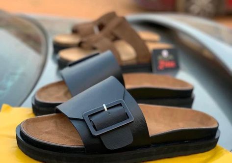 Palm Sandals For Men, Men Leather Sandals Fashion, Palm Slippers, Gents Slippers, Handmade Shoes Pattern, Best Sandals For Men, Casual Leather Sandals, Trendy Slippers, Mens Sandals Fashion