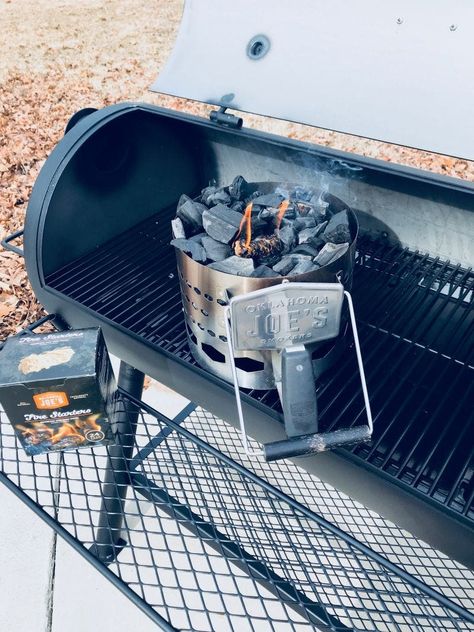 Oklahoma Joe Smoker, Charcoal Smoker, Offset Smoker, Smoker Cooking, Grilling Tips, Smoker Recipes, Pellet Grill, Fire Starters, Charcoal Grill