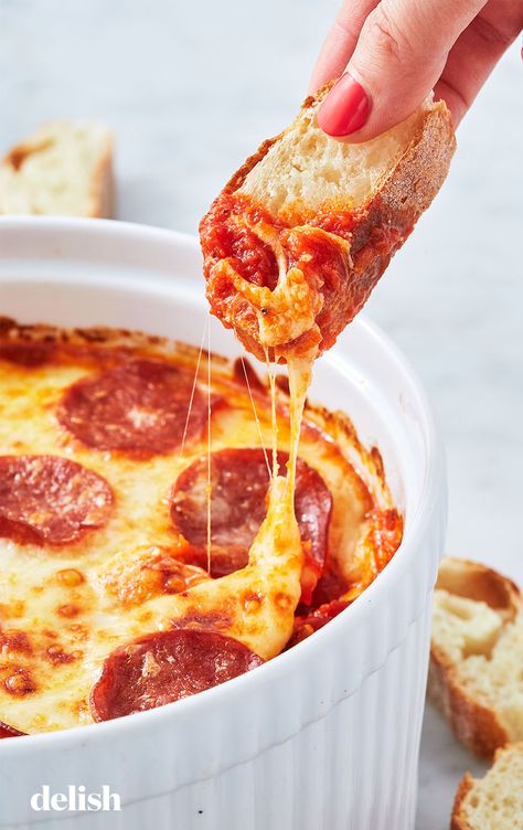 Meat lovers ONLY. Get the recipe from Delish.com. #instantpot #pizza #dip #pressurecooker #bacon #sausage #pepperoni #recipes Meat Lovers Pizza Dip, Instant Pot Pizza, Warm Dip Recipes, Potluck Meals, Pizza Dip Recipes, Superbowl Food, Dips Recipes, Pizza Dip, Potluck Ideas