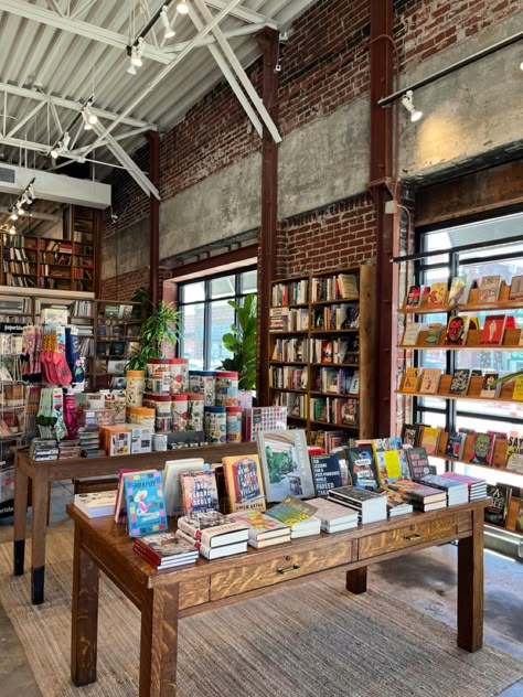 Welcoming Interior Design, Bookstore Storefront Design, Bookstore With Plants, Cozy Book Store Aesthetic, Bookshop Interior Design, Bookstore And Flower Shop, Small Business Bookstore, Book And Plant Store, Small Book Store Aesthetic