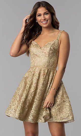 Homecoming Dresses Gold, Homecoming Dress Stores, Dresses For Homecoming, Gold Homecoming Dress, Quinceanera Theme, Theme Board, Dresses Gold, Dama Dresses, Simply Dresses