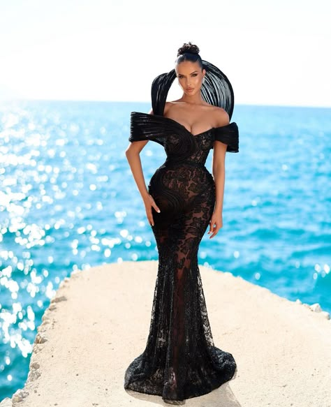 Classic Dress Outfit, Venom Dress, Luxury Black Dress, Boujee Dresses, Md Dresses, African Head Dress, Beauty Pageant Dresses, Birthday Shoot Ideas, Classy Wardrobe