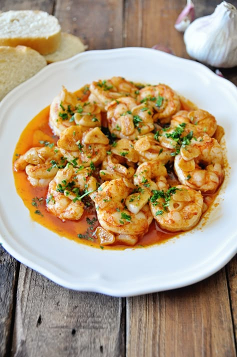 Spanish Garlic Shrimp, Spanish Shrimp, Spanish Tapas Recipes, Tapas Dishes, Antipasto Platter, Tapas Recipes, Frozen Shrimp, Shrimp Seasoning, Spanish Recipes