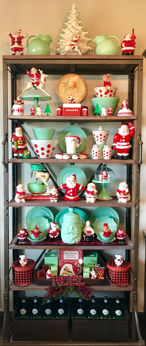 Jadeite Jadite Christmas Display Jadeite Christmas, Camper Christmas, Chirstmas Decor, Organization Gifts, Christmas Dishes, Table Of Contents, Christmas Figurines, Christmas Past, Primitive Christmas