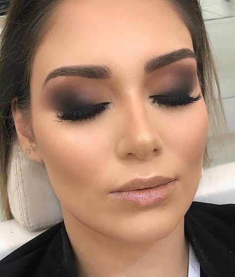 Mac Dusky Rose Times Nine Looks, Classic Smokey Eye Makeup, Elegant Smokey Eye, Smokey Eye Wedding, Maquillaje Smokey Eyes, Machiaj Smokey Eyes, Dark Smokey Eye Makeup, Brown Smokey Eye Makeup, Dark Smokey Eye