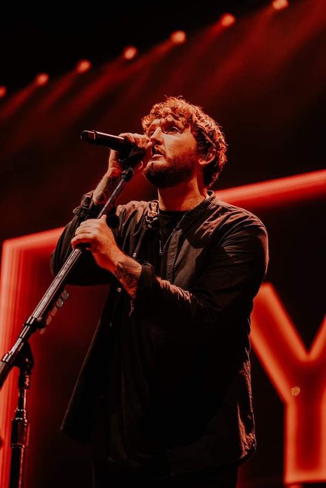 James Arthur Concert, James Arthur Singer, Latitude Festival, Say You Wont Let Go, James Arthur, James 3, Artist Wall, Concert Aesthetic, Billie Joe Armstrong