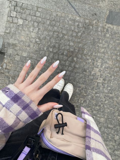 #chromenails #whitenails Hailee Bieber Nails, Hailee Bieber, Bieber Nails, White Chrome Nails, White Chrome, Chrome Nails, White Nails, Nails, Pins