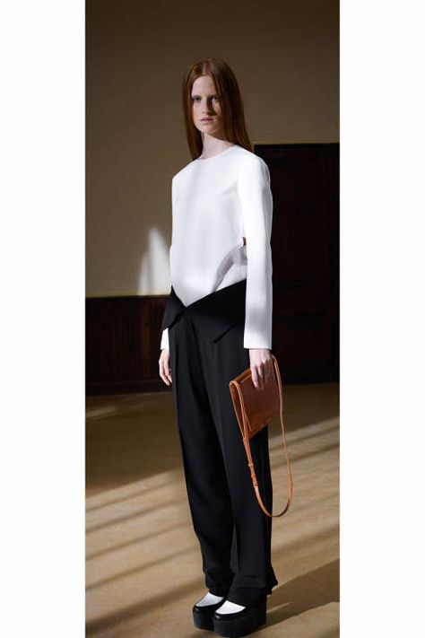 Céline Pre-Fall 2013 Mode Editorials, Runway Collection, Inspiration Mode, Pre Fall, Fashion Details, White Shirt, Editorial Fashion, Runway Fashion, Vintage Ladies