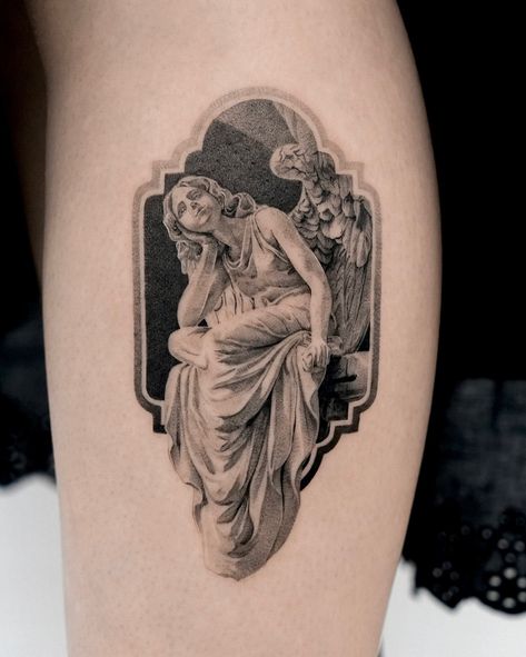 Tattoo Page - Dreamy ✨ Artist: @start.your.line Greek Woman Statue Tattoo, Detailed Fine Line Tattoo, The Empress Tattoo, Fine Line Realism Tattoo, Sappho Tattoo, Classical Art Tattoo, Greek Statue Tattoo, Victorian Style Tattoos, General Tattoo