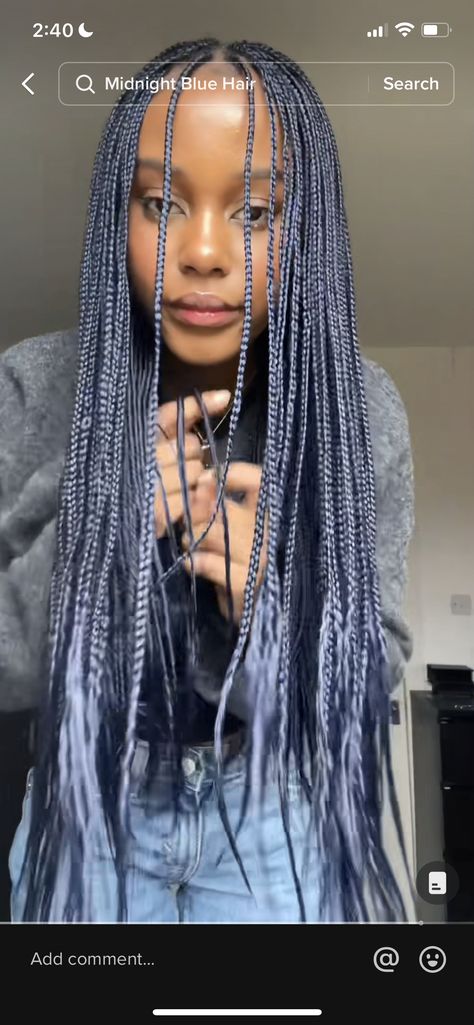 Blue Hair Braids Black Women, Blue And Brown Knotless Braids, Blue Black Braids For Black Women, Cyberpunk Braids, Box Braid Colour Ideas, Navy Blue Knotless Braids, Navy Blue Braids For Black Women, Navy Blue Box Braids, Midnight Blue Knotless Braids