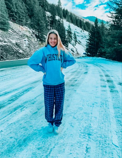 Preppy Winter Outfits Cold Weather, Southern Winter Outfits, Winter Outfits Preppy, Blue Winter Outfits, Southern Winter, Preppy Winter Outfits, Cold Weather Outfits Winter, Preppy Vsco, Outfits Preppy