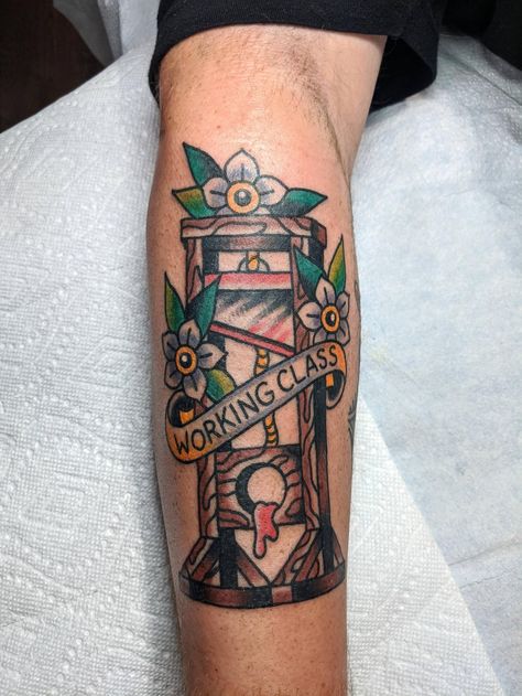 Guillotine Tattoo, Tattoo Catalog, Hourglass Tattoo, Pirate Tattoo, Traditional Tattoo Sleeve, Traditional Tattoo Design, Tattoo Designs And Meanings, American Traditional Tattoo, Tattoo Design Drawings